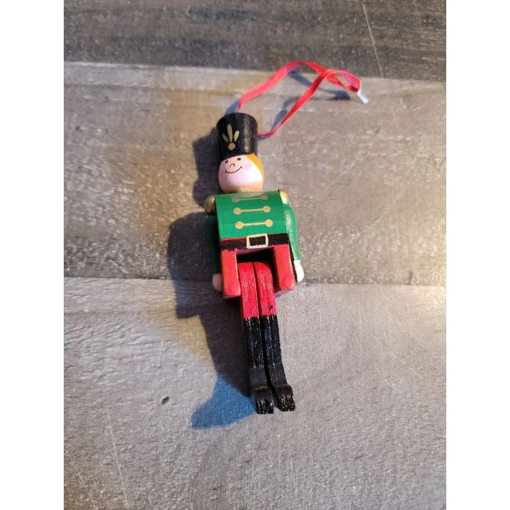 Wooden‎ green red soldier jointed ornament xmas